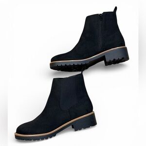 Kensie Kayla B Black Faux Suede Chelsea Ankle Boots - 9 NWT